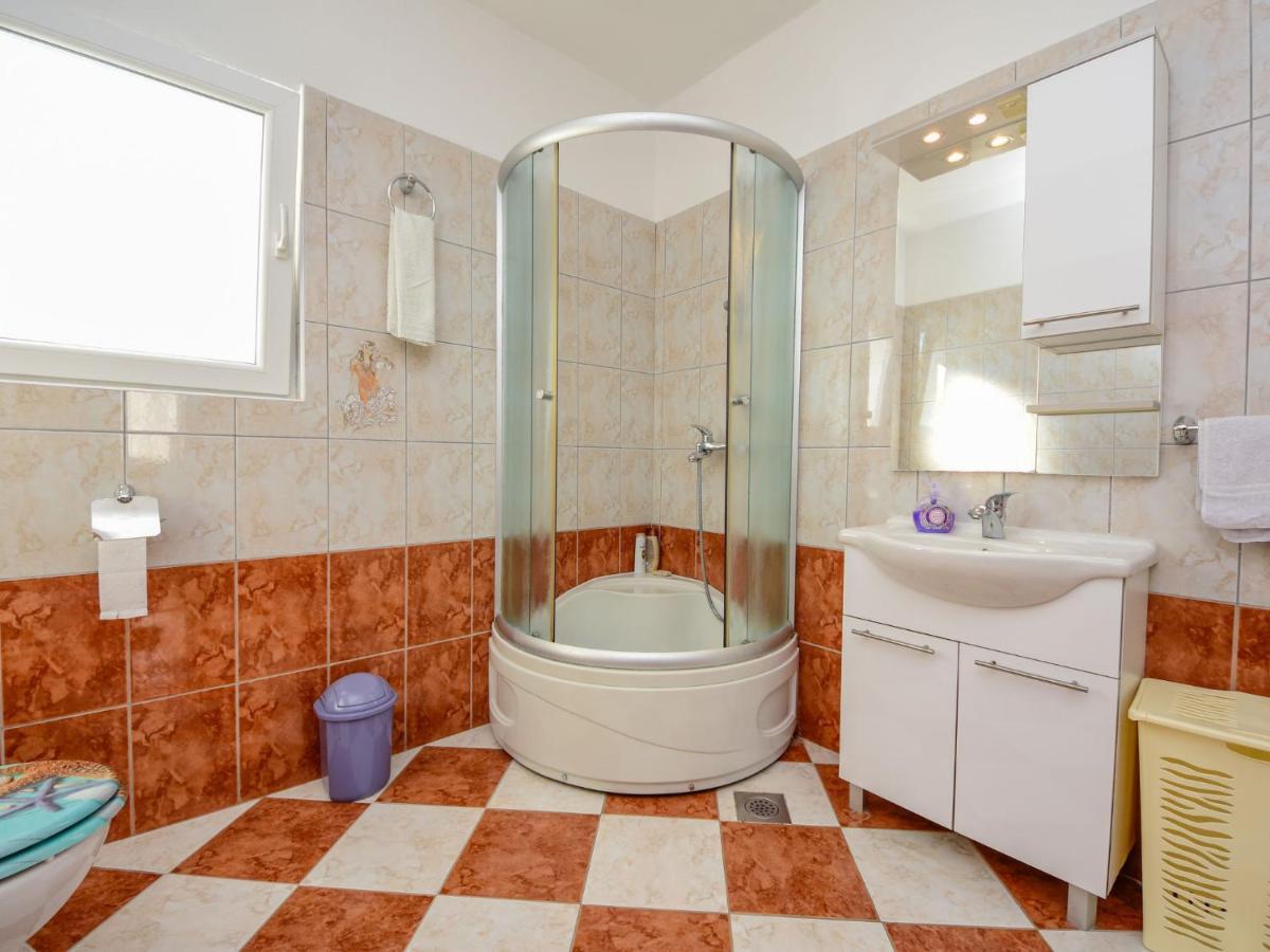 Holiday Home Ana By Interhome Maslenica Εξωτερικό φωτογραφία